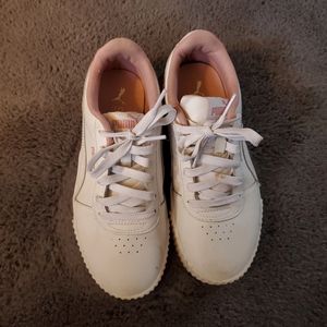 COPY - Woman's soft foam white leather sneakers 👟